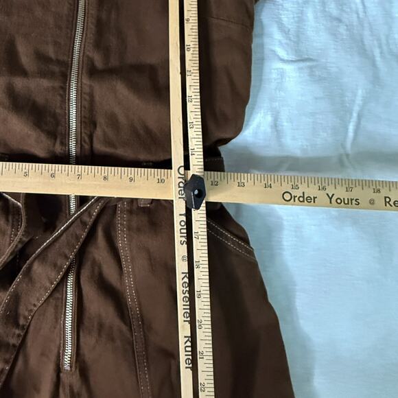 Reformation Jeans Brown Utility Jumpsuit Short Sleeve Zip Front Belted Size 0 - Picture 4 of 4